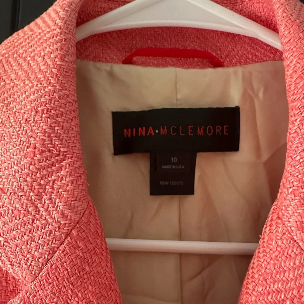 Nina Mclemore Silk Coral Textured Blazer, coral pink, size 10 - Picture 2 of 8